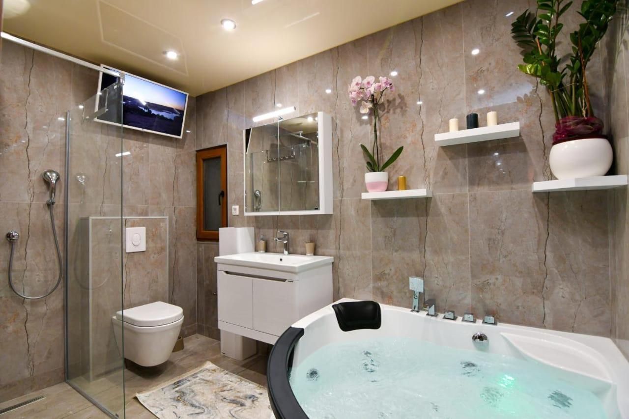 Olive Coast Apartments Herceg Novi Exterior photo